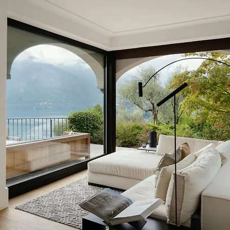 Villa Stylish With Lake View - What'app - 0034-603-368-136 - For Reservations!