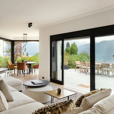Stylish With Lake View - What'app - 0034-603-368-136 - For Reservations! *